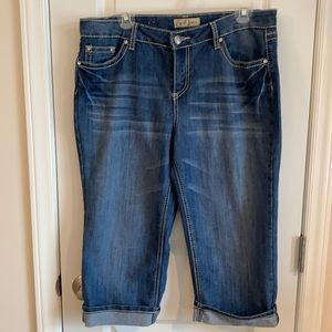 Earl Jean denim capris Size 12